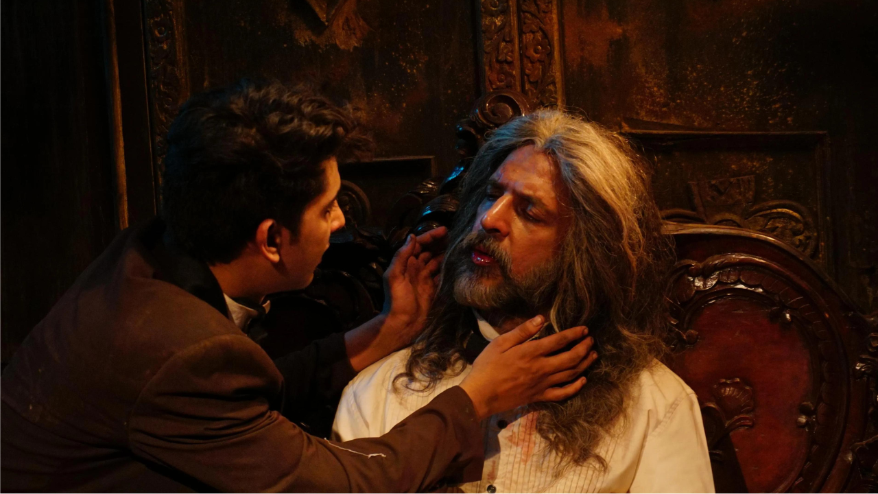 Mayasabha Movie Overview