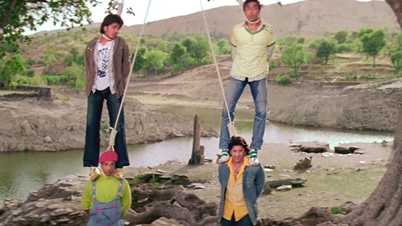 8. Dhamaal (2007)